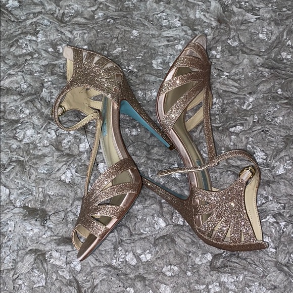 Blue by Betsey Johnson Tee Evening Sandals - Picture 2 of 4